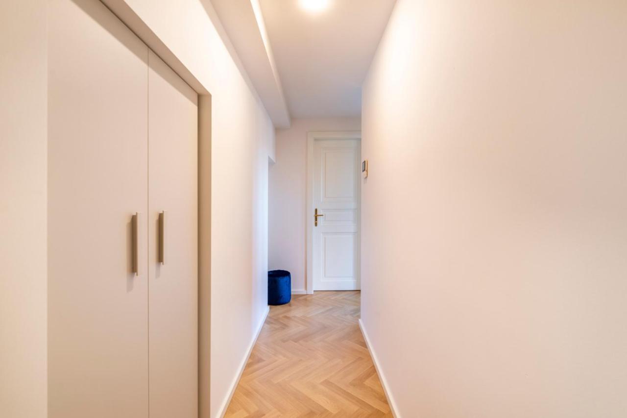 Aparthotel Petrin Tower 4*
